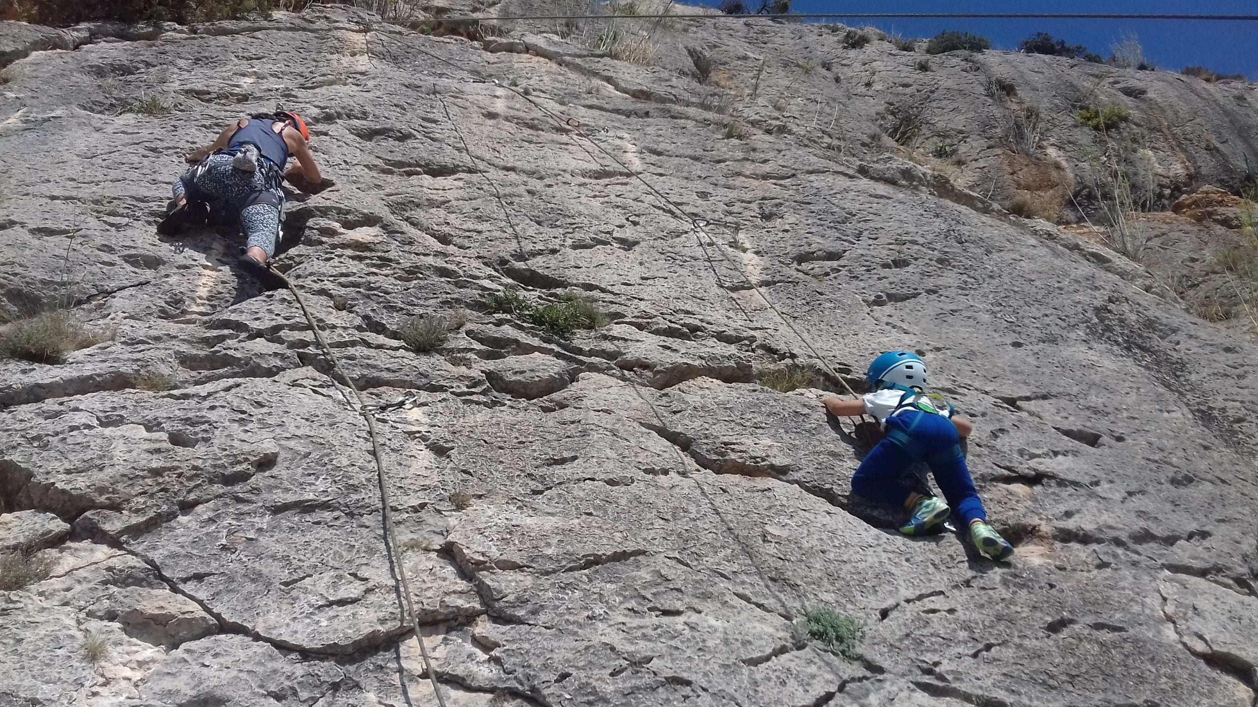 In diesem Moment sehen Sie die Brücke vom 11. September: La Vall de Boí, Wandern und Klettern mit Kindern