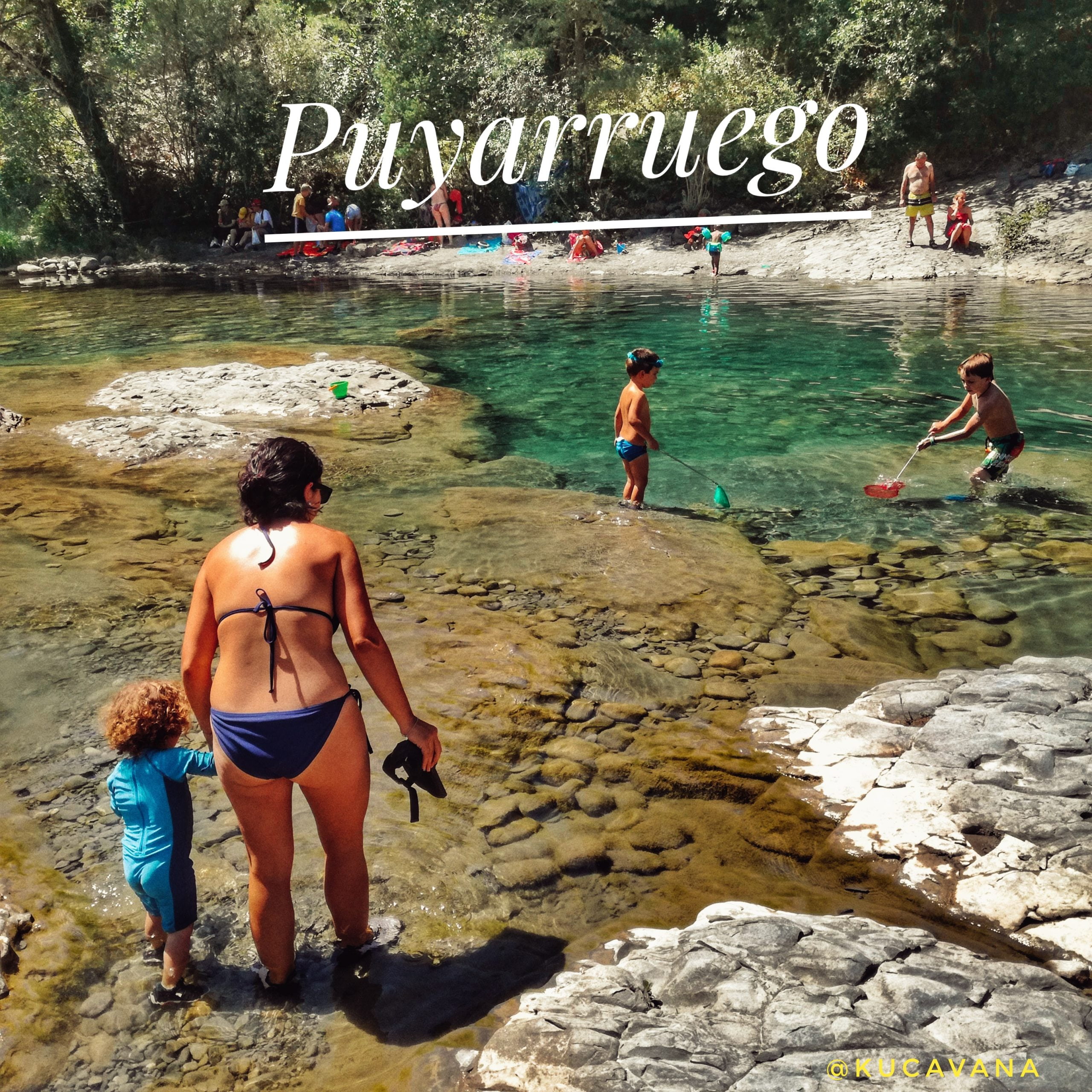 At this moment you are seeing Enjoy emerald pools of water in: Puyarruego