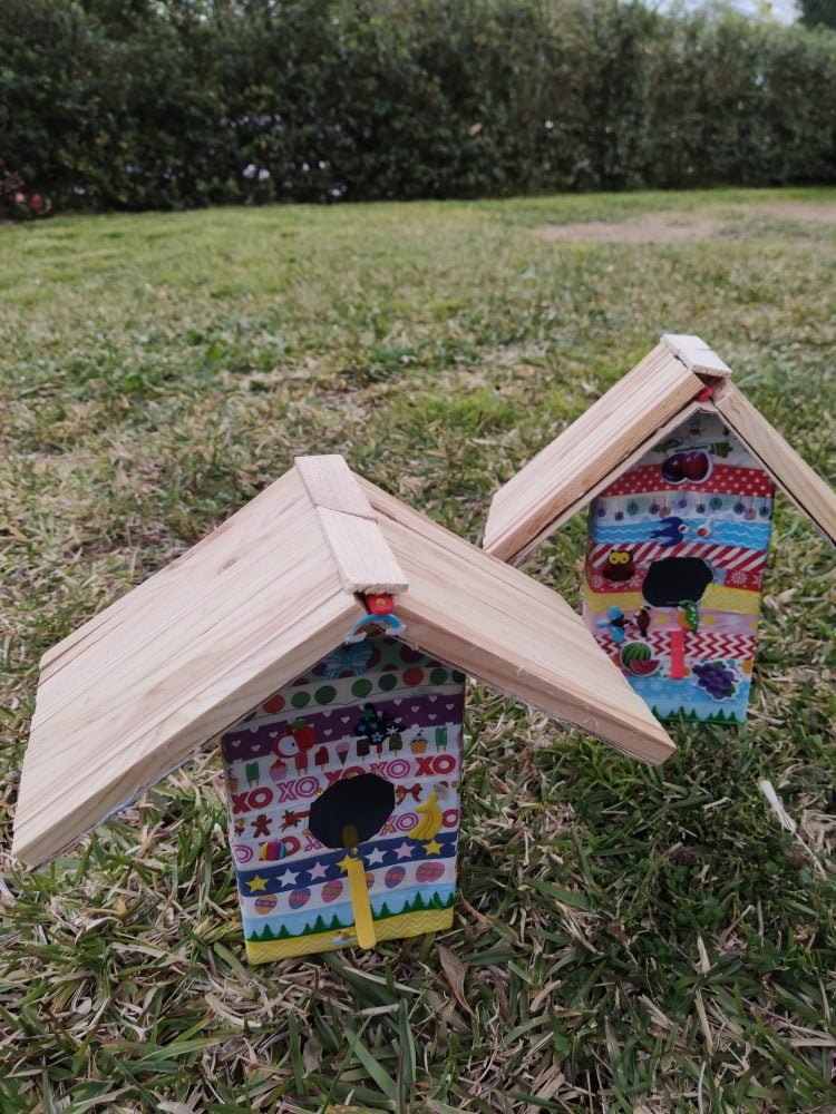 Cómo hacer una casa para pájaros con materiales reciclados