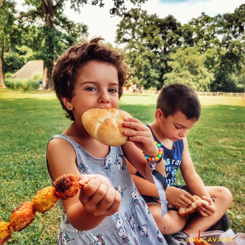 belgica con niños que ver