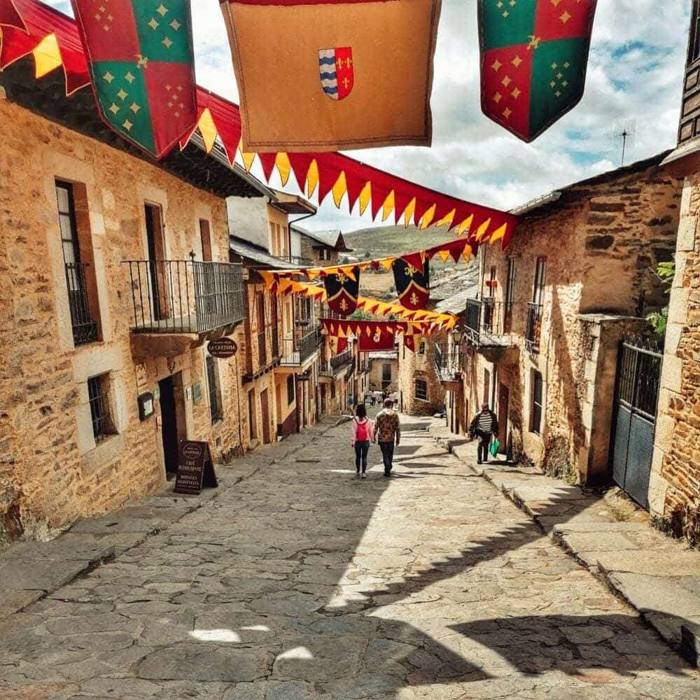 Puebla de Sanabria en camping-car sur un itinéraire à travers Zamora en camping-car