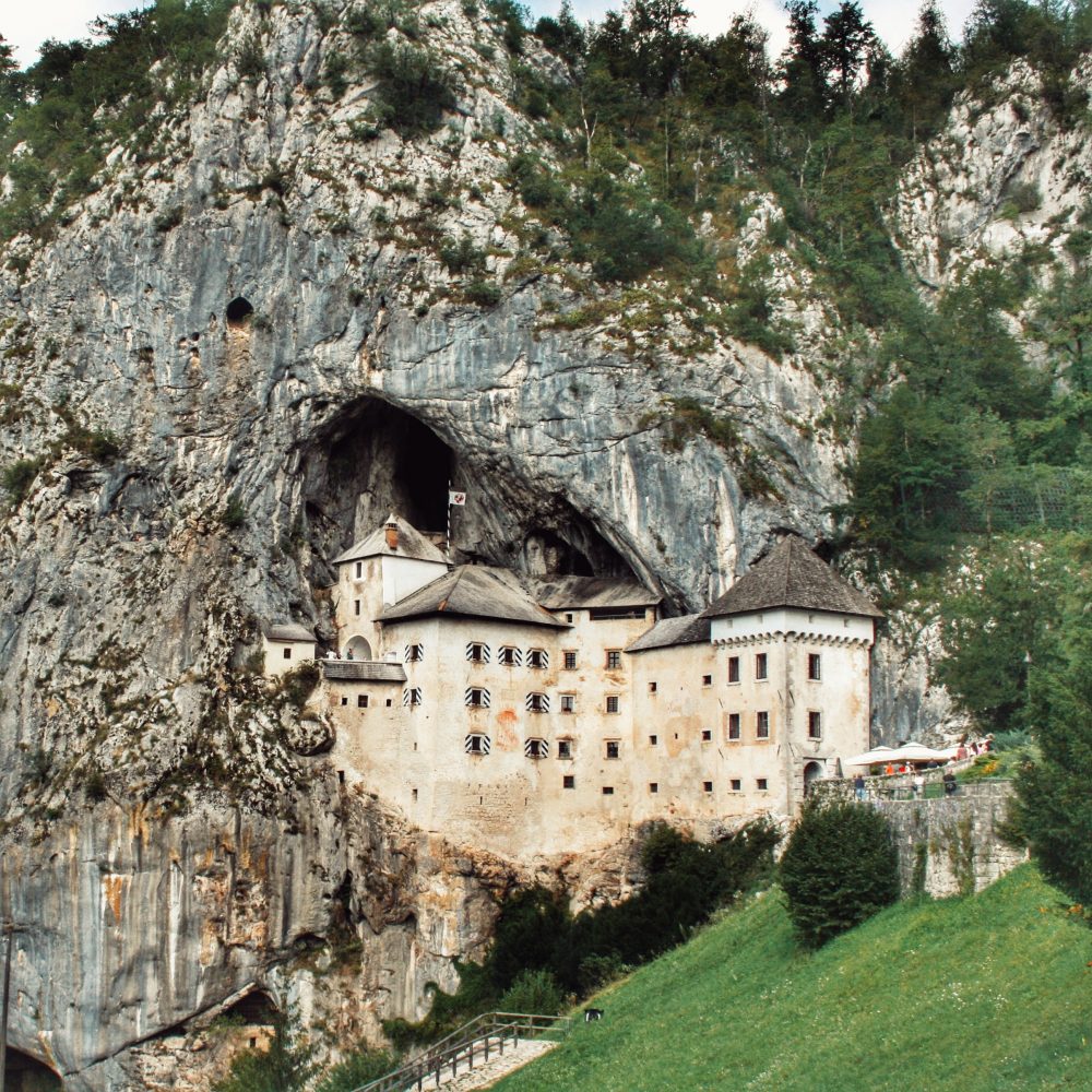 Predjama de motorhome na Eslovênia