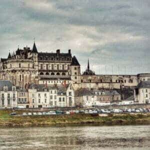 Leggi di più sull'articolo Castello di Amboise, dove è sepolto Da Vinci + altri 8 castelli