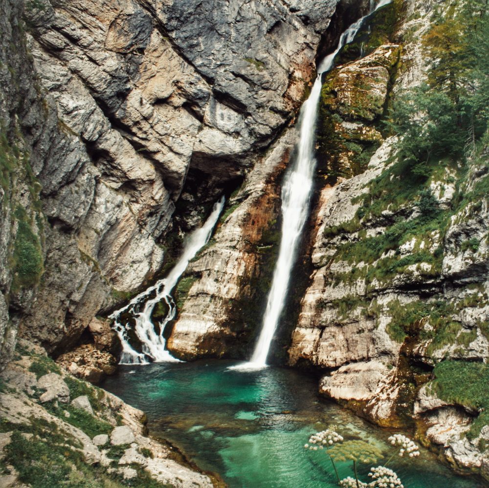 Lago Bohinj (cachoeira Savica). Viagem para a Eslovênia de motorhome