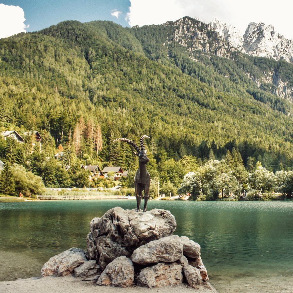 Kransja Gora (Jezero Jasna) de ruta por Eslovenia en autocaravana-