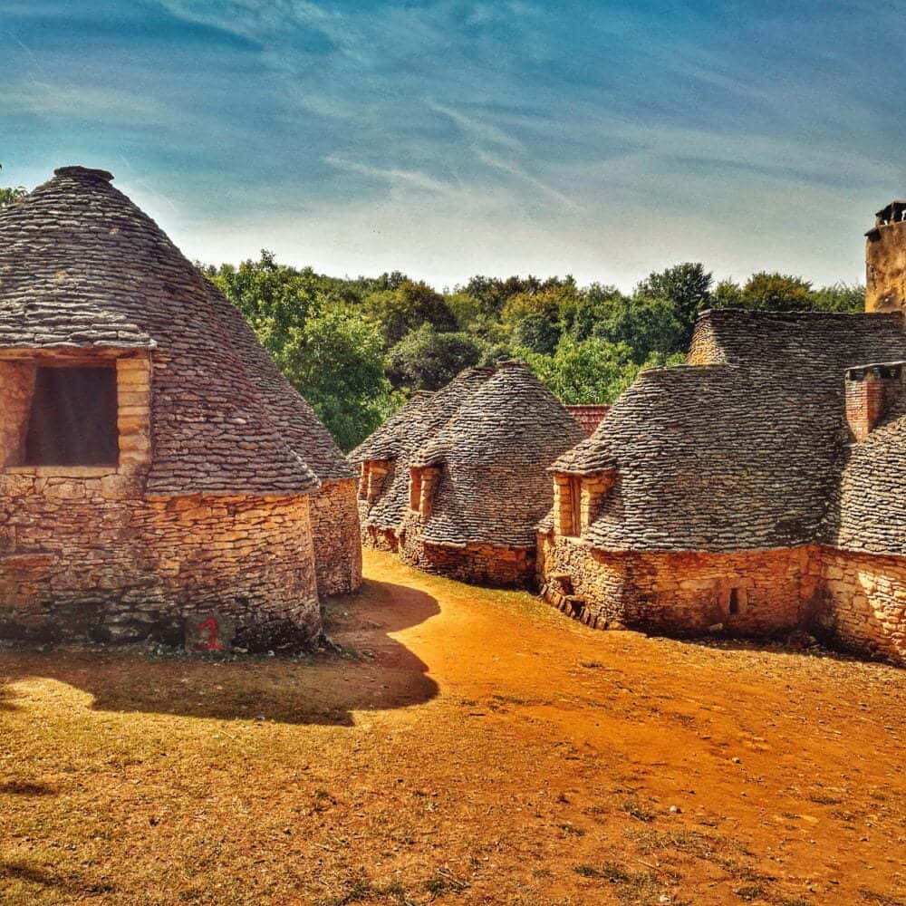 Perigord amb nens en autocaravana. Cabannes de Breuil