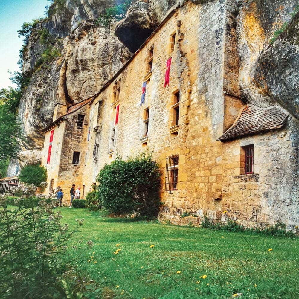 Attraktionen der Dordogne: Maison Forte Reignac