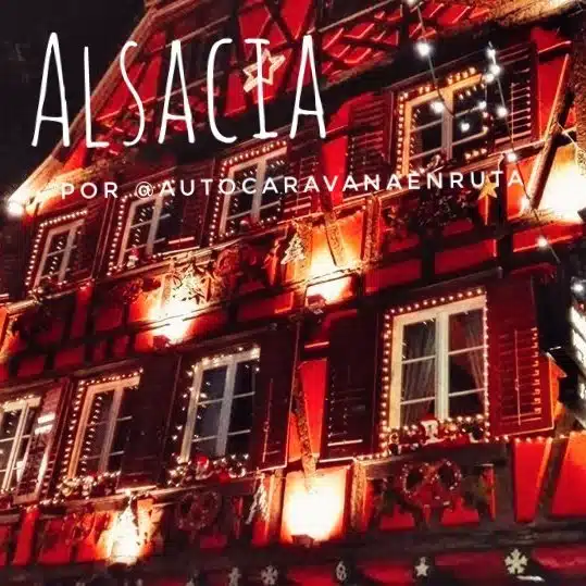 Route à travers l'Alsace à Noël en camping-car