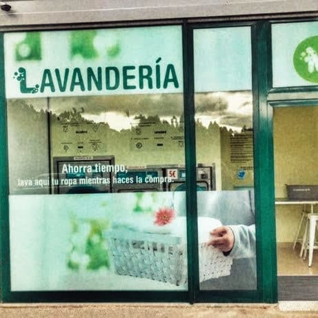 Un supermercado área autocaravanas en España la innovación de masymas