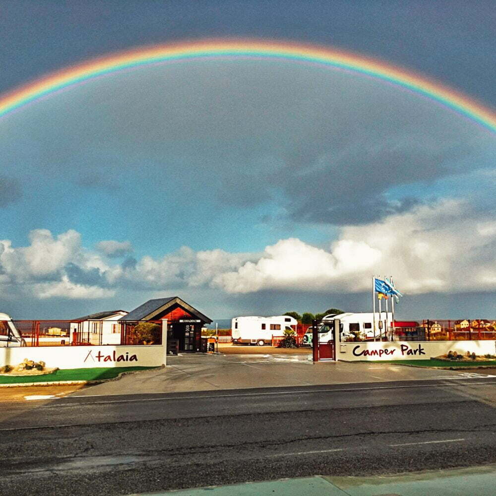 Área número 3 más recomendada por los autocaravanistas españoles: área de autocaravanas Atalaya Camper Park en Foz (Galicia)