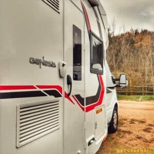 Lee más sobre el artículo Noticias del caravaning de la semana a 12 de Marzo 2021: 5 nuevas áreas, 1 ampliación,1 prohibición nueva, reestricciones de movilidad más ligeras etc…