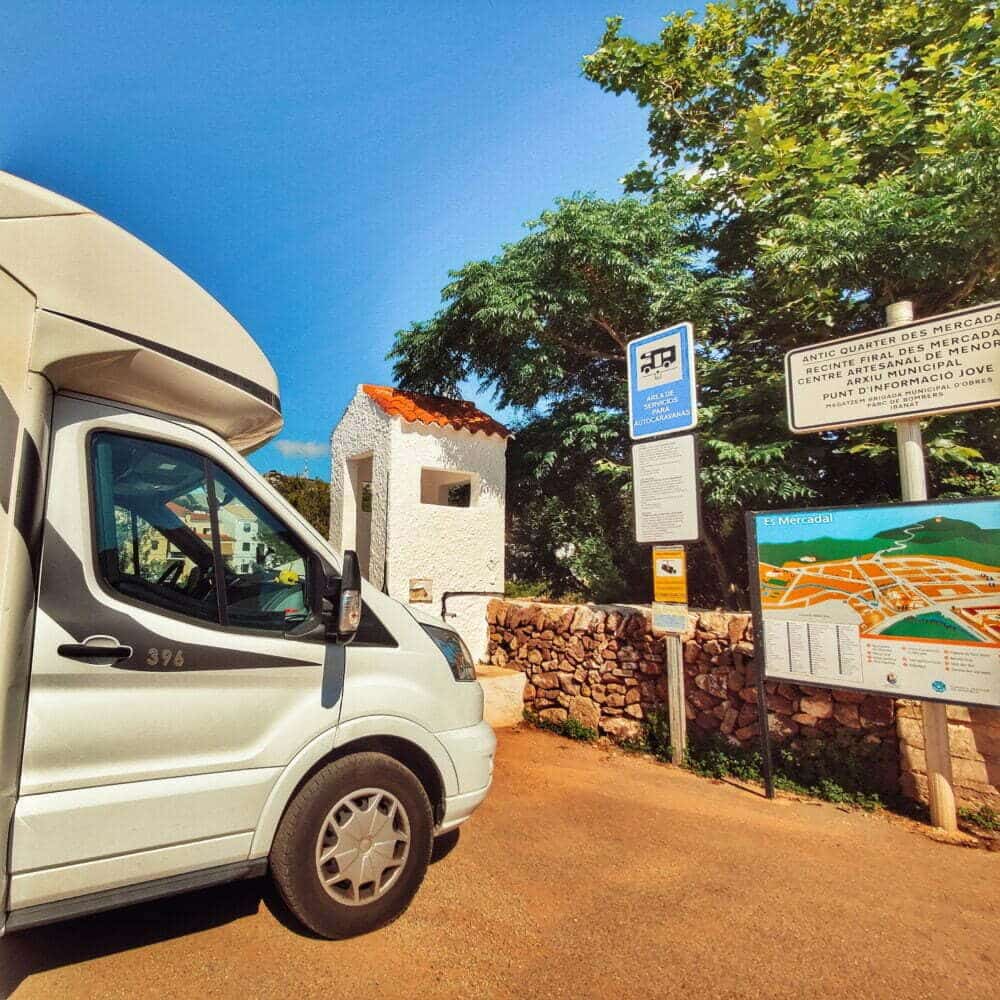 Aire de camping-car d'Es Mercadal, la seule aire de Minorque