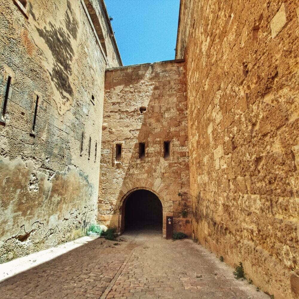 La fortaleza de la Mola también llamada de Isabel II