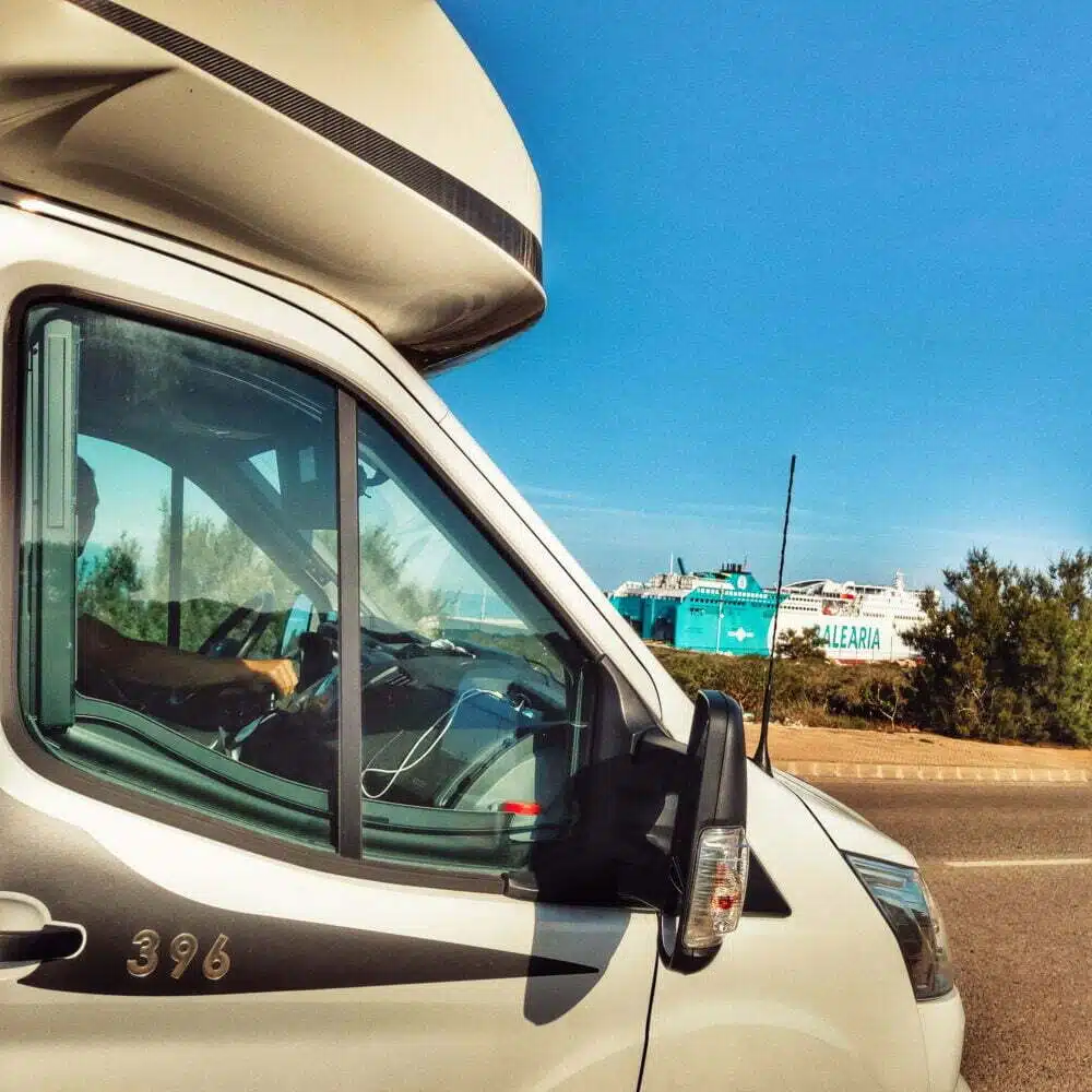 Minorque en camping-car en attendant le ferry Balearia