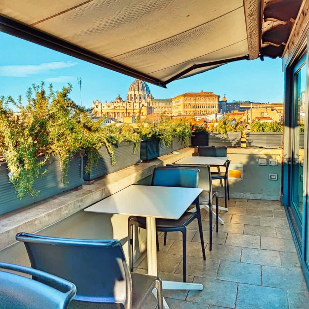 Terraza de nuestros apartamentos de Trianon Borgo Pio en Roma con niños