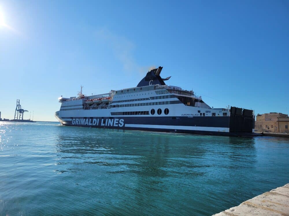 Embarcar nuestra autocaravana en ferry