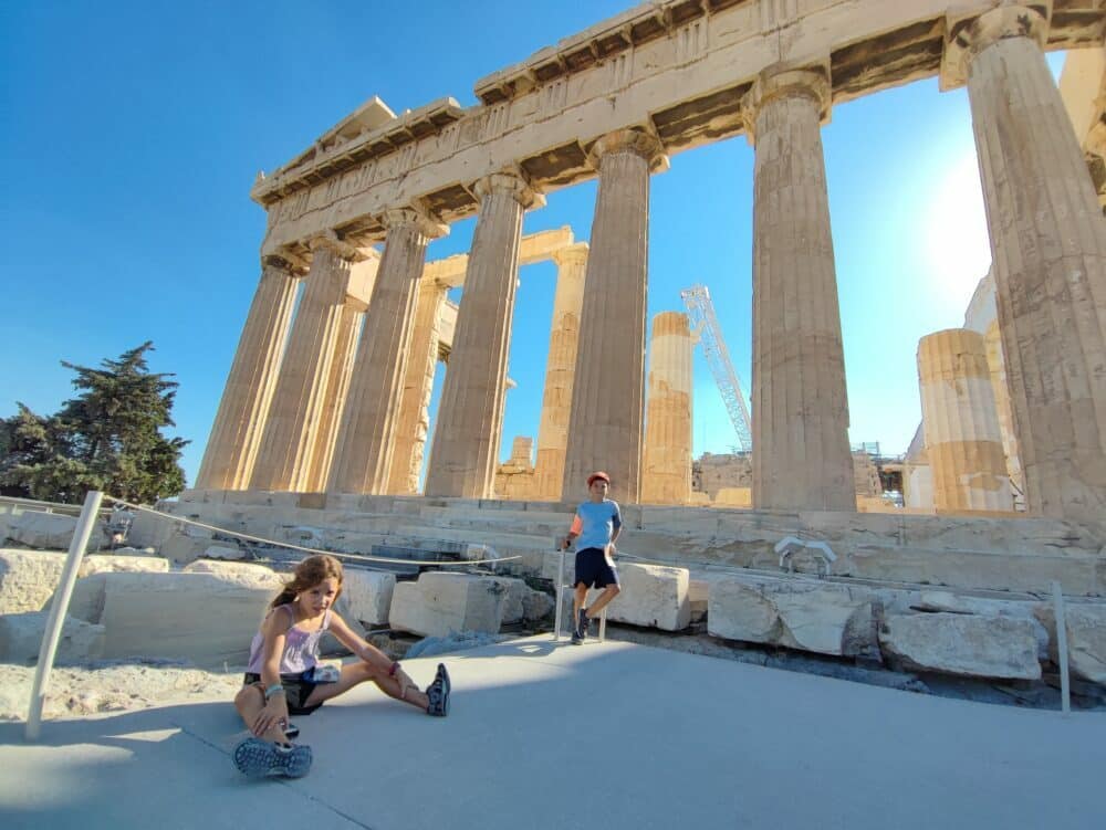 Atenas com crianças