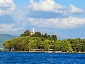 Read more about the article Ioánnina, the best place to see the Ottoman influence in Greece