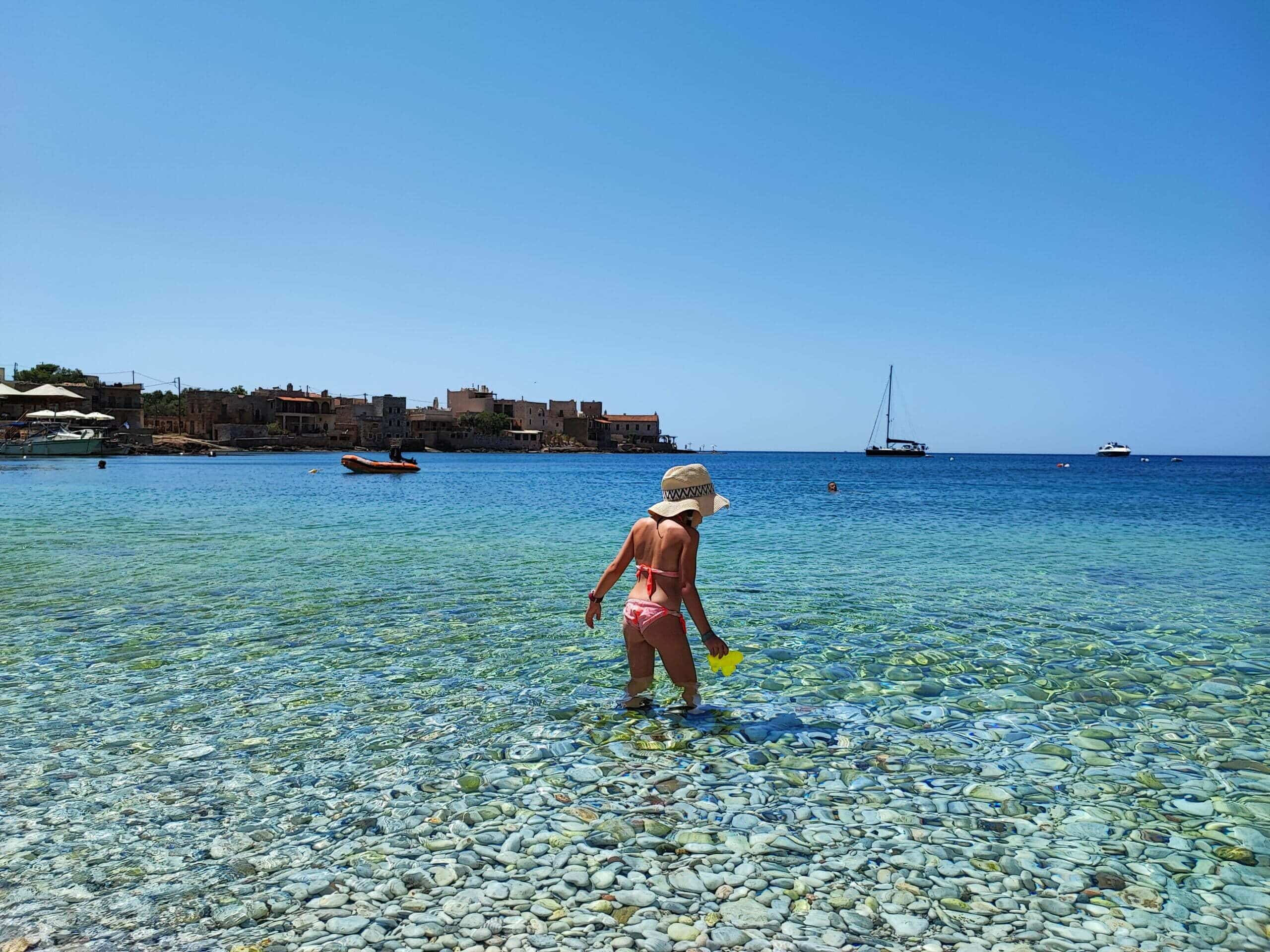 Gerolimenas, uno de los pueblos más bonitos de la Península de Mani en Grecia