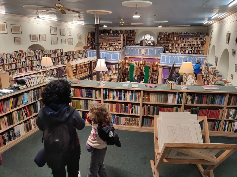 Leakey’s Bookshop, una de las librerias de segunda mano más antiguas de Escocia, en Inverness
