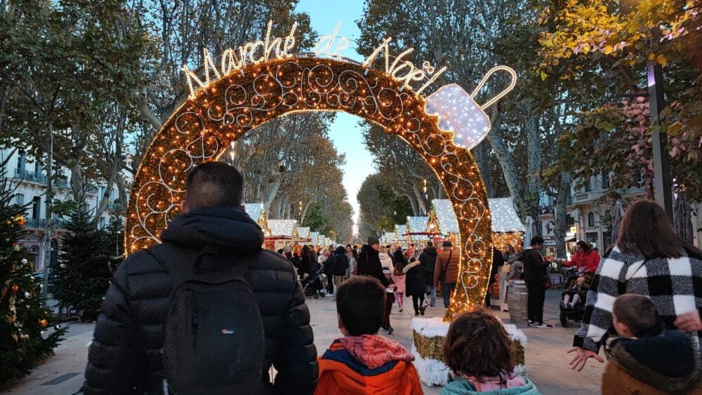 Béziers a Natale, passeggiando per il suo mercatino di Natale