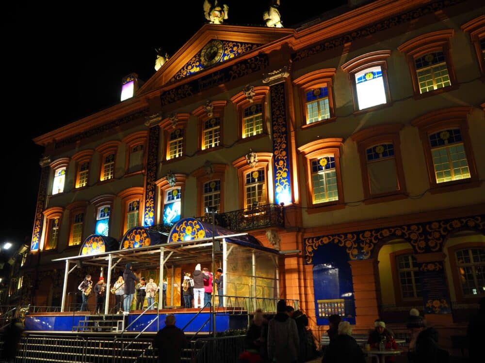 Le plus grand calendrier de l'Avent au monde à l'hôtel de ville de Gengenbach