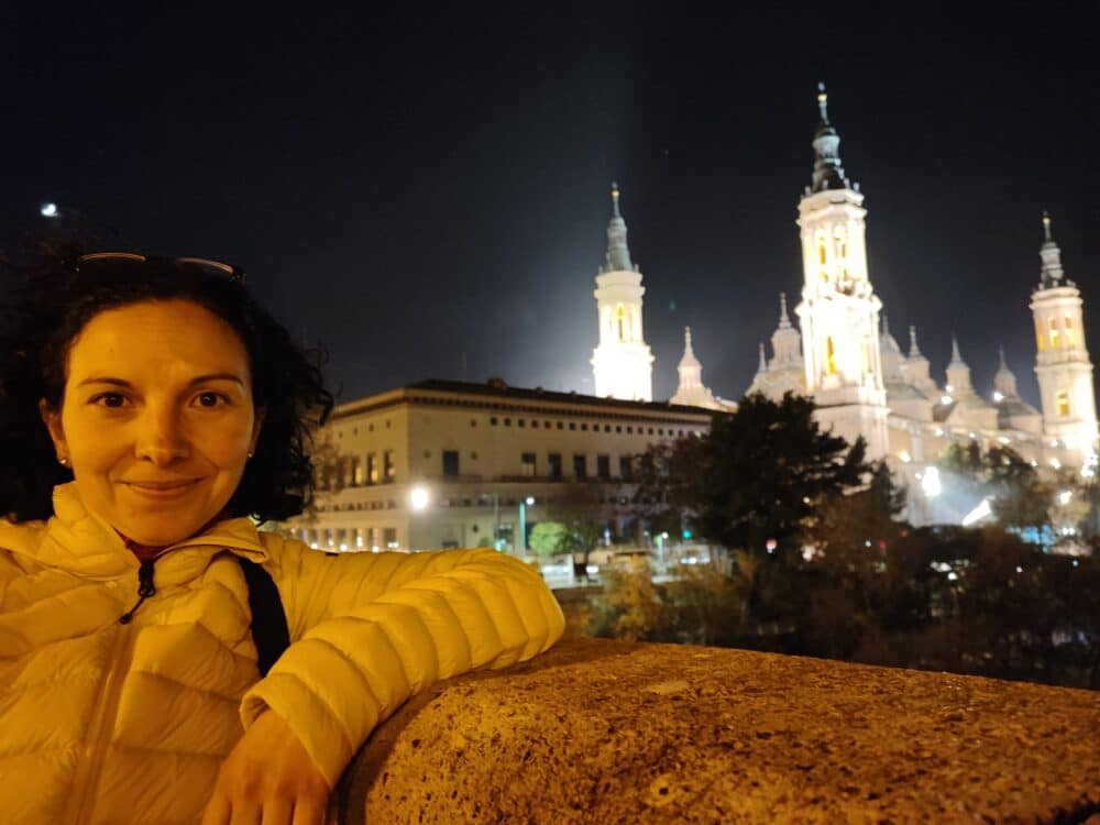 El Pilar desde el puente de Piedra en nuestra ruta en familia por Zaragoza