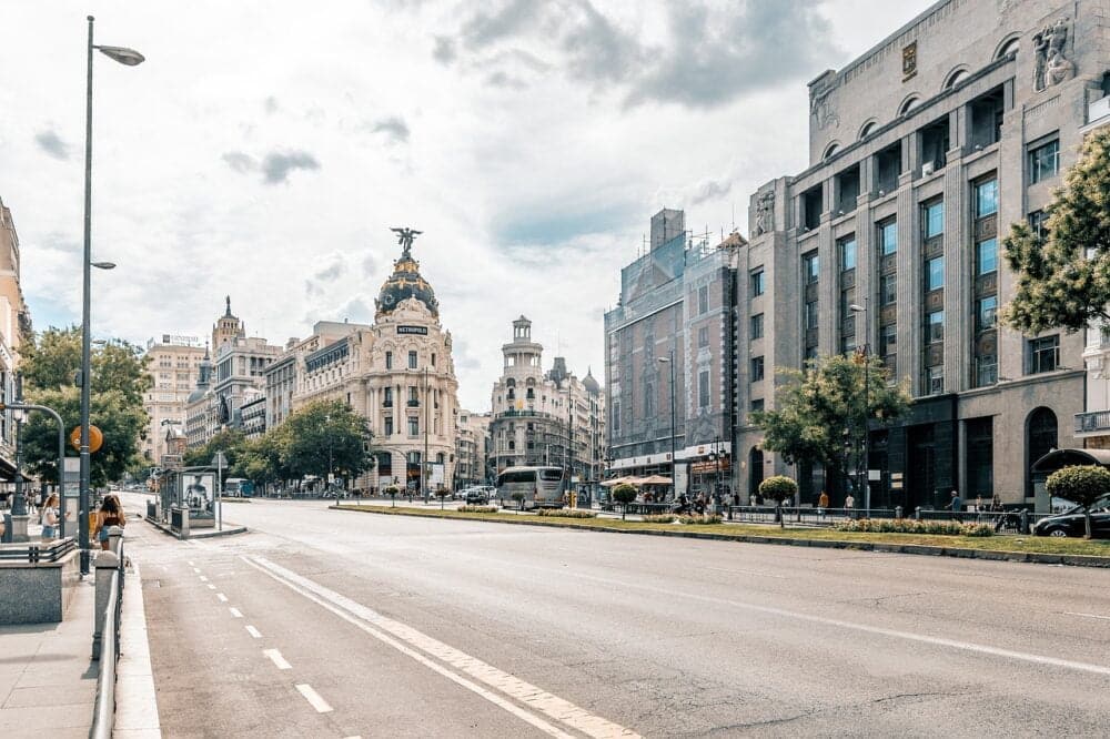 La gran via de Madrid en autocaravana