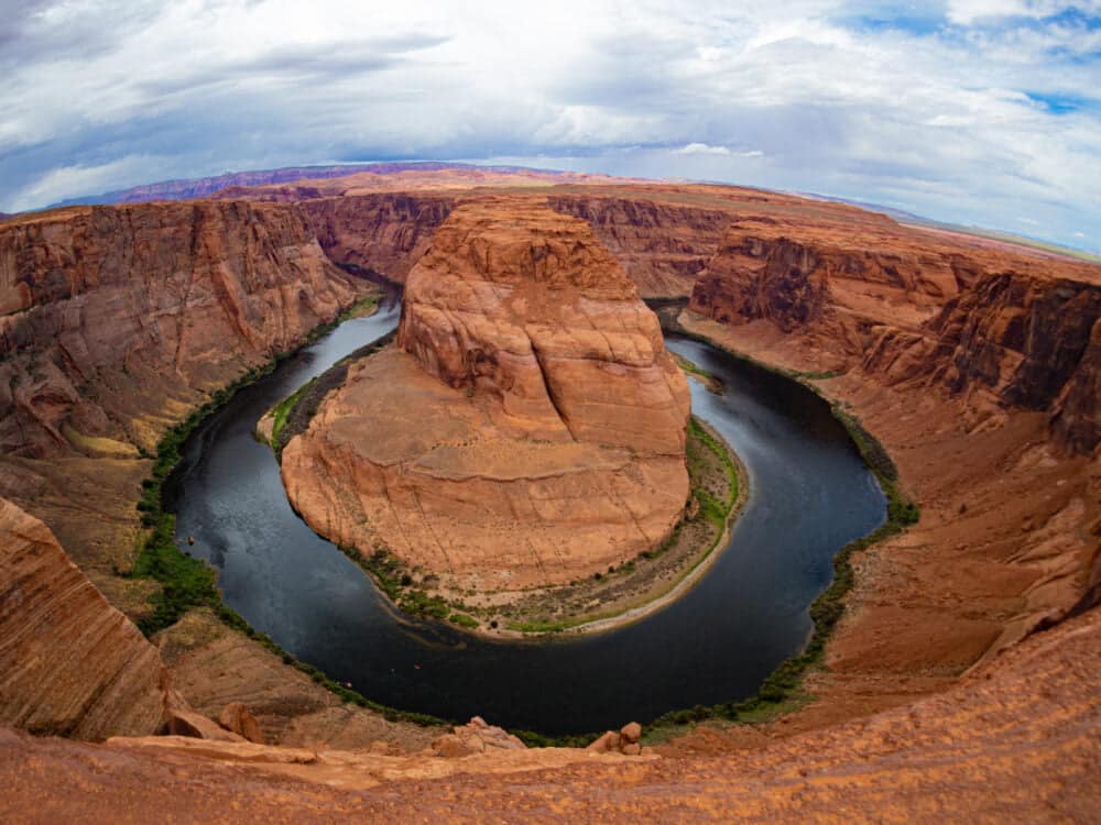 Horseshoe Bend, one of the most impressive places on our route. Impressively large!