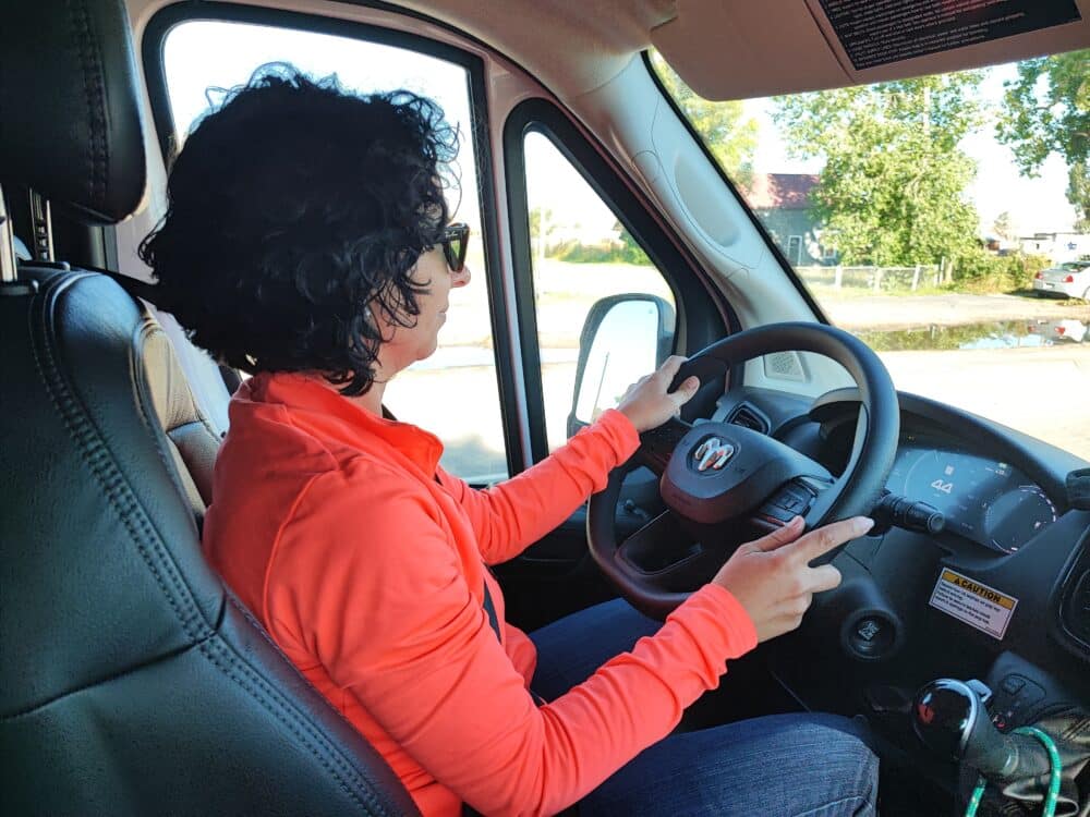 Mit einem Wohnmobil durch die Straßen der Vereinigten Staaten fahren