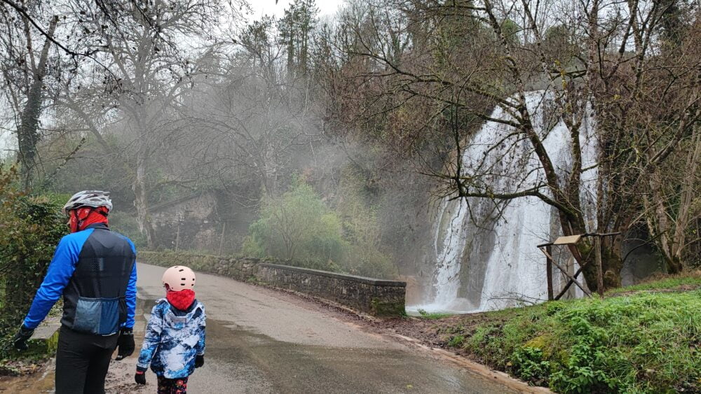 Cascata pietrificata a Caylus