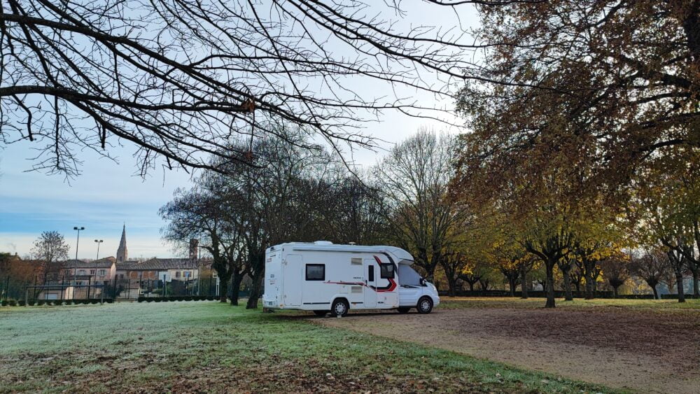 Àrea d'autocaravanes de la Bioule, gratuïta i amb tots els serveis