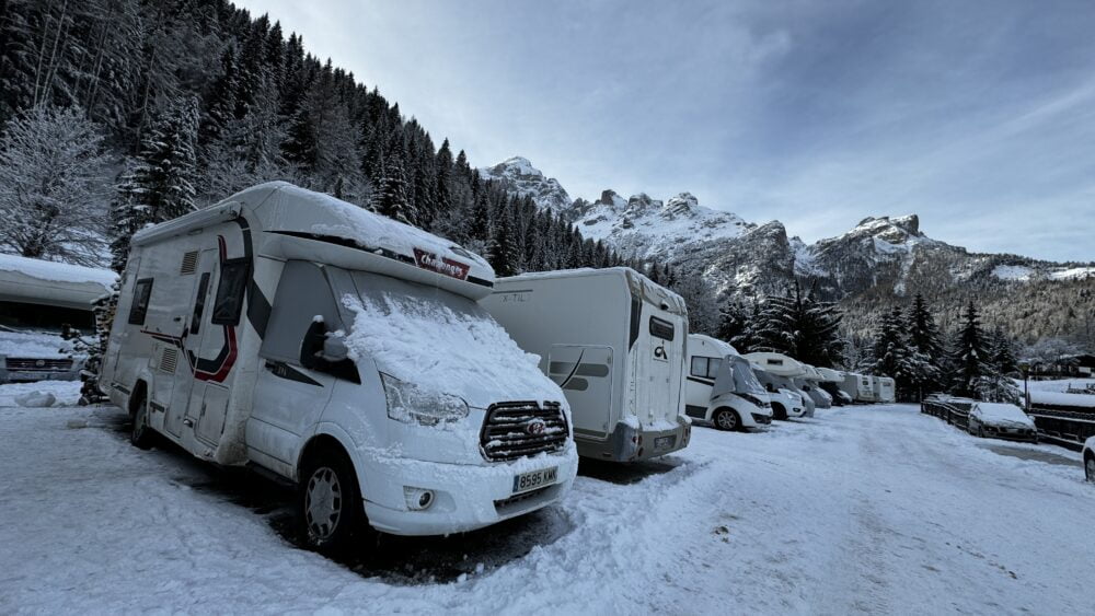 A nossa autocaravana no parque de campismo Civetta