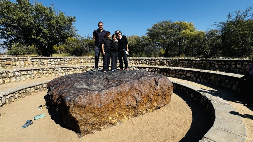 Meteorito Hobas, donde solo se puede visitar con guía