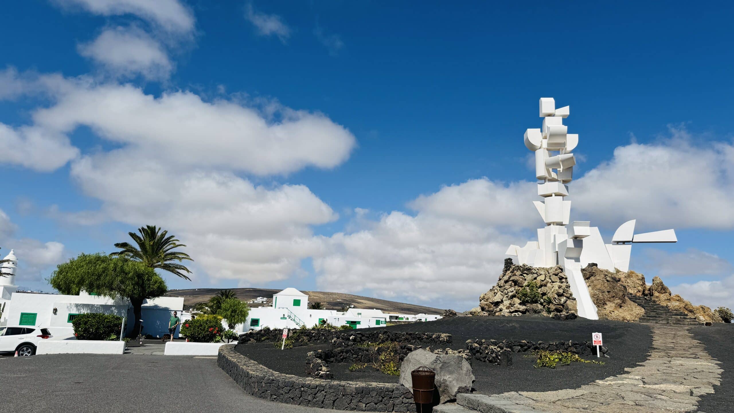 Monument au Paysan : sculpture de César Manrique qui rend hommage à l'âme de Lanzarote + Musée gratuit du Paysan