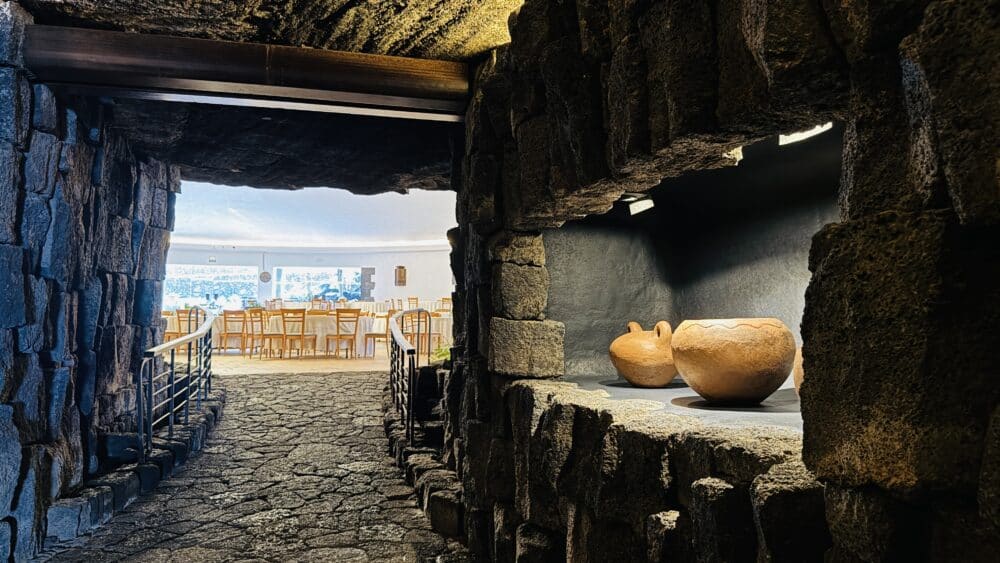 Túnel de acceso al comedor de eventos del Museodel Campesiono de Lanzarote