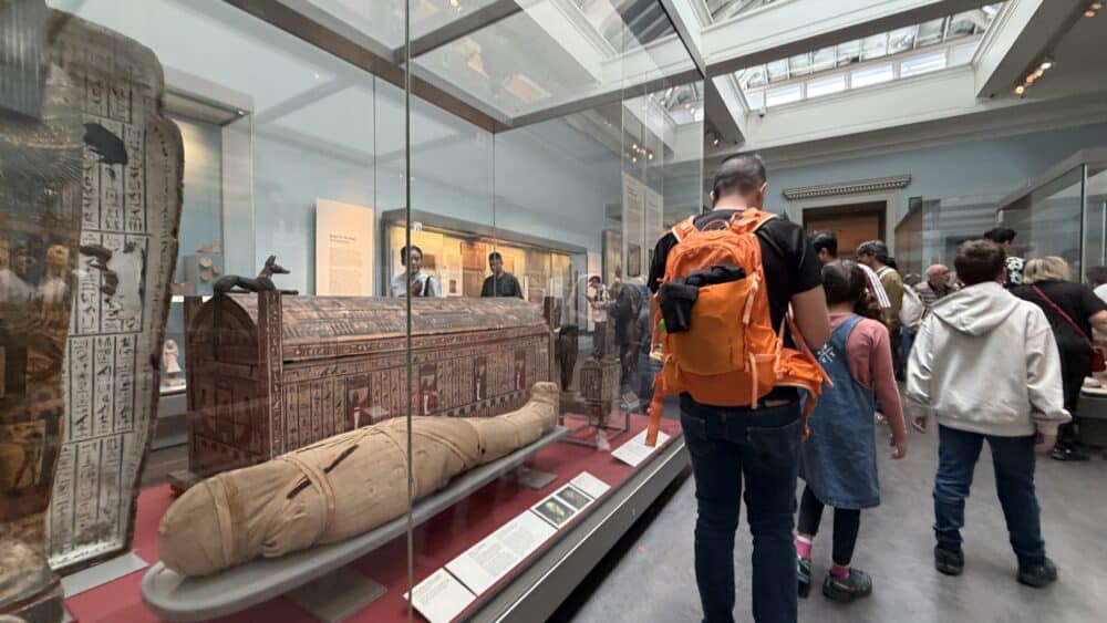 En la sala de las momias de Egipto del British Museum de Londres